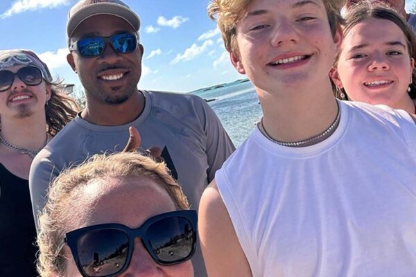 Captain-Malies-Exuma-Great-Guana-Cay-Adventures-Bahamas-Gallery 2