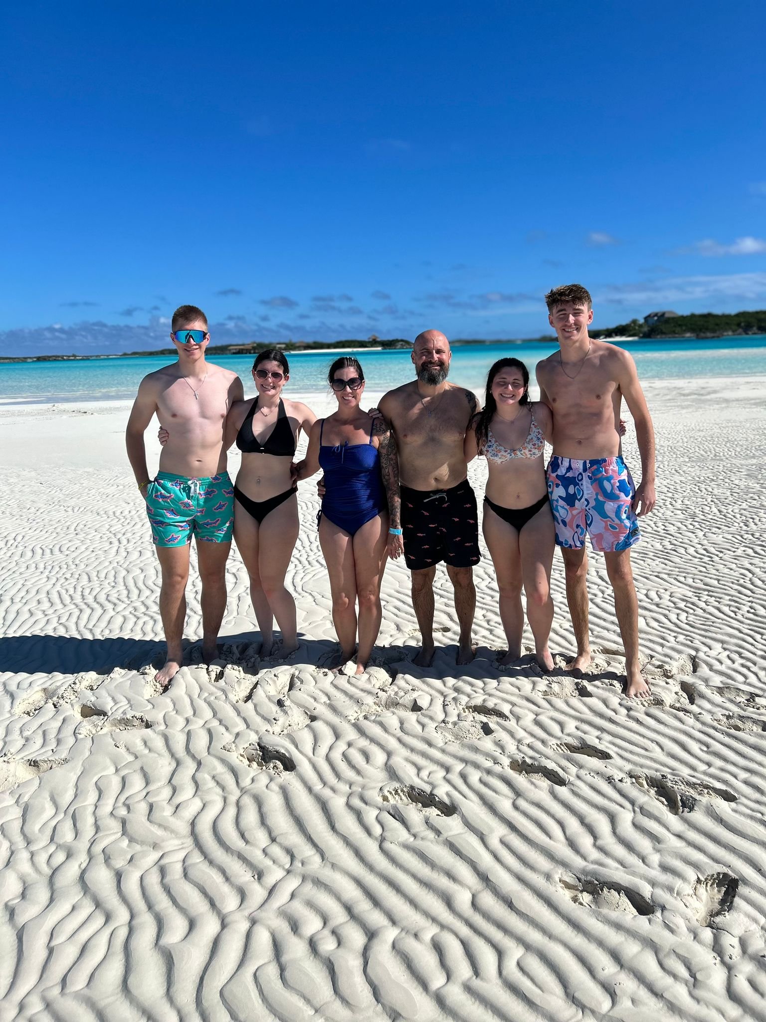 Original Swimming Pigs Shared Full Day All- Inclusive Exuma Experience - From Black Point , Staniel Cay or Nearby Cays - Image 8